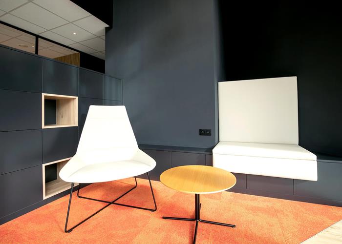 Innovatives Bürodesign & maßgefertigte Möbel sorgen für ein besonderes Ambiente!